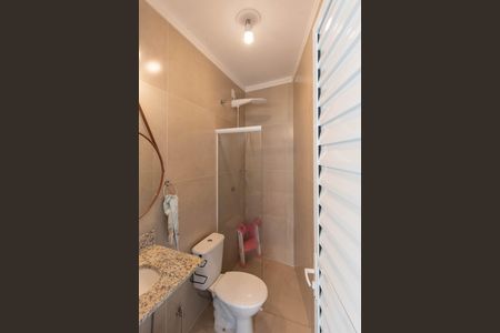 Casa à venda com 250m², 3 quartos e 6 vagas Casa à venda com 250m², 3 quartos e 6 vagasBanheiro de serviço
