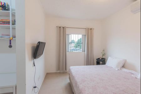 Casa à venda com 250m², 3 quartos e 6 vagas Casa à venda com 250m², 3 quartos e 6 vagasSuíte