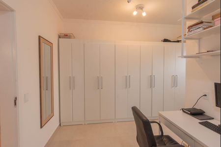 Casa à venda com 250m², 3 quartos e 6 vagas Casa à venda com 250m², 3 quartos e 6 vagasSuíte