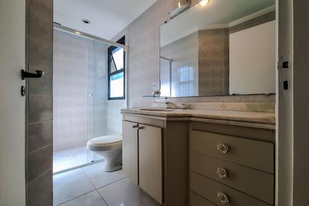 Apartamento para alugar com 100m², 3 quartos e 2 vagasBanheiro 2