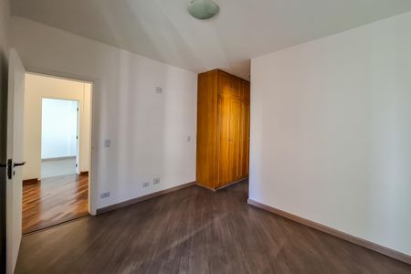 Apartamento para alugar com 100m², 3 quartos e 2 vagasQuarto 3