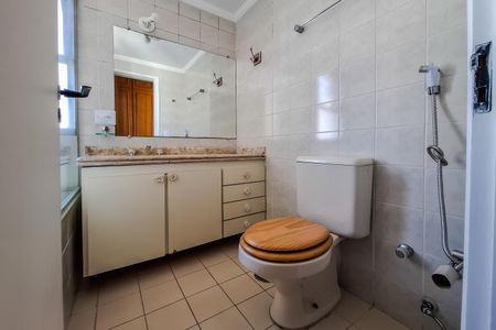Apartamento para alugar com 100m², 3 quartos e 2 vagasBanheiro