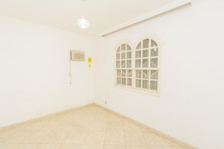 Casa para alugar com 360m², 4 quartos e 6 vagas Casa para alugar com 360m², 4 quartos e 6 vagasQuarto 1