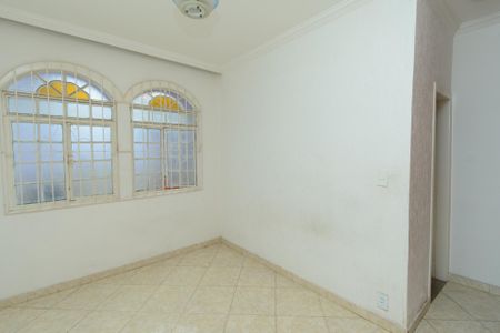 Casa para alugar com 360m², 4 quartos e 6 vagas Casa para alugar com 360m², 4 quartos e 6 vagasSuíte 1