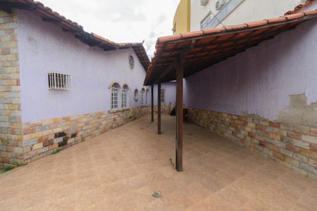 Casa para alugar com 360m², 4 quartos e 6 vagas Casa para alugar com 360m², 4 quartos e 6 vagasGaragem 2