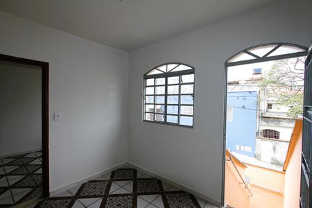 Casa para alugar com 70m², 2 quartos e sem vagaSala