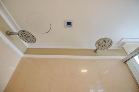 Casa de condomínio à venda com 559m², 3 quartos e 4 vagasBanheiro da Suíte 2