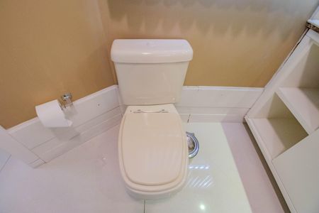 Casa de condomínio à venda com 559m², 3 quartos e 4 vagasLavabo