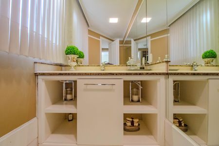 Casa de condomínio à venda com 559m², 3 quartos e 4 vagasLavabo