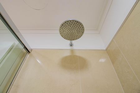 Casa de condomínio à venda com 559m², 3 quartos e 4 vagasBanheiro da Suíte 1