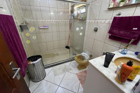 Casa à venda com 250m², 3 quartos e 1 vagaBanheiro Social 2