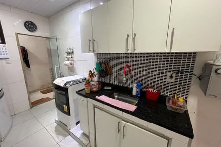 Casa à venda com 250m², 3 quartos e 1 vagaCozinha 