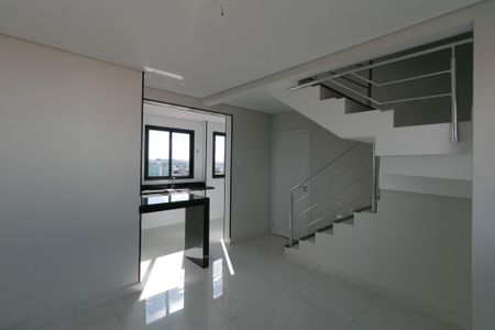 Apartamento à venda com 124m², 4 quartos e 2 vagas Apartamento à venda com 124m², 4 quartos e 2 vagasSala