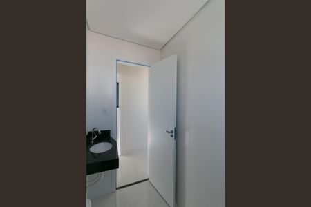Apartamento à venda com 124m², 4 quartos e 2 vagas Apartamento à venda com 124m², 4 quartos e 2 vagasBanheiro Social