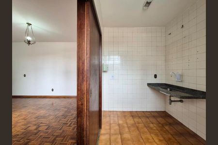 Apartamento à venda com 70m², 2 quartos e 1 vagaCozinha e Área de Serviço