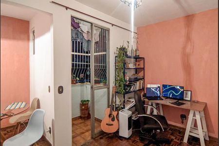 Apartamento à venda com 70m², 2 quartos e 1 vaga Apartamento à venda com 70m², 2 quartos e 1 vagaSala