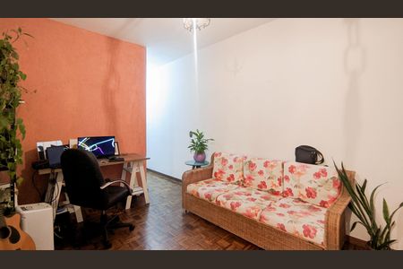 Apartamento à venda com 70m², 2 quartos e 1 vaga Apartamento à venda com 70m², 2 quartos e 1 vagaSala