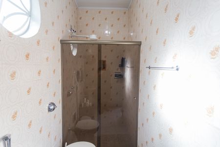 Casa à venda com 215m², 5 quartos e 2 vagasBanheiro Social da Casa 1