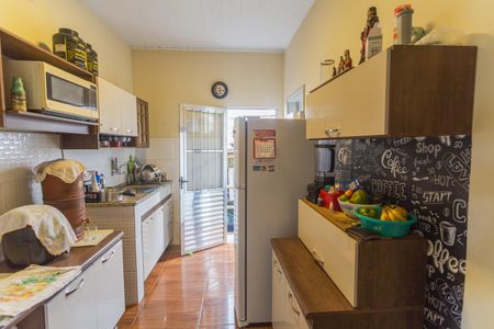 Casa à venda com 215m², 5 quartos e 2 vagasCozinha da Casa 1