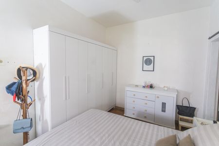 Casa à venda com 215m², 5 quartos e 2 vagasQuarto 1 da Casa 2