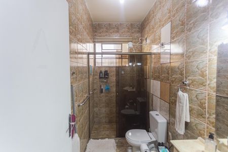 Casa à venda com 215m², 5 quartos e 2 vagasBanheiro Social da Casa 2