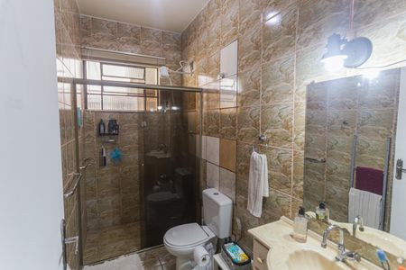 Casa à venda com 215m², 5 quartos e 2 vagasBanheiro Social da Casa 2