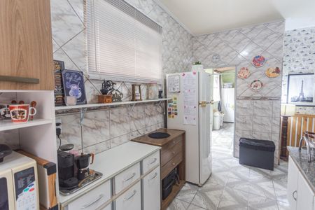 Casa à venda com 215m², 5 quartos e 2 vagasCozinha da Casa 2