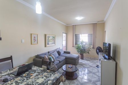 Casa à venda com 215m², 5 quartos e 2 vagasSala da Casa 1