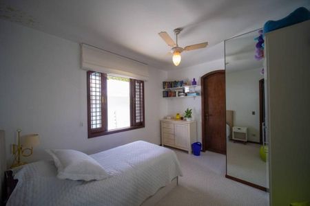 Casa à venda com 565m², 3 quartos e 4 vagas