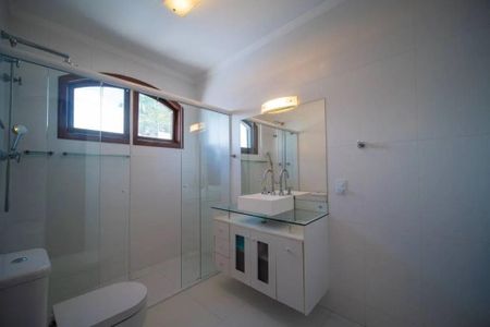 Casa à venda com 565m², 3 quartos e 4 vagas