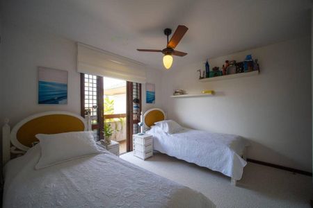 Casa à venda com 565m², 3 quartos e 4 vagas