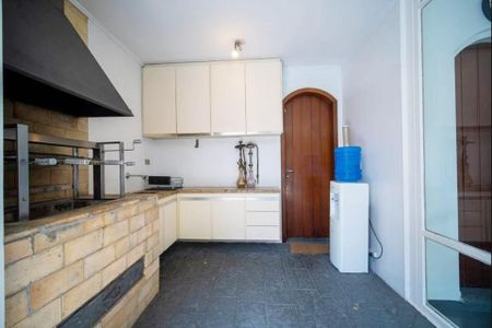 Casa à venda com 565m², 3 quartos e 4 vagas