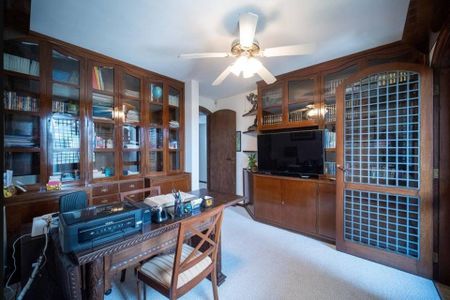 Casa à venda com 565m², 3 quartos e 4 vagas