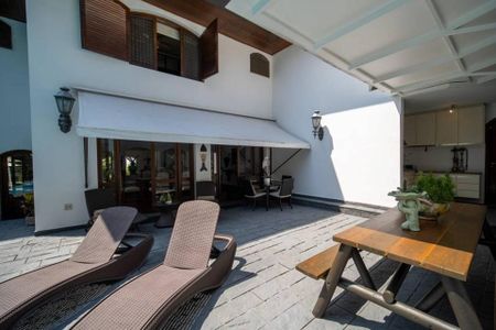 Casa à venda com 565m², 3 quartos e 4 vagas