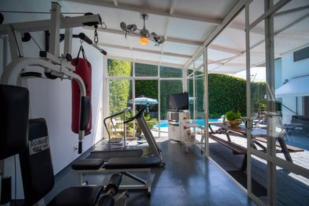 Casa à venda com 565m², 3 quartos e 4 vagas