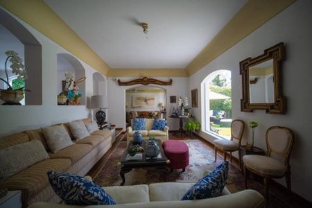 Casa à venda com 565m², 3 quartos e 4 vagas