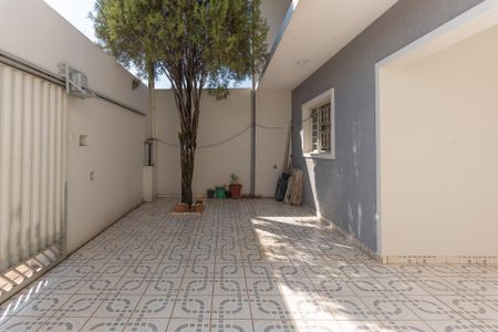 Casa à venda com 230m², 3 quartos e 3 vagas