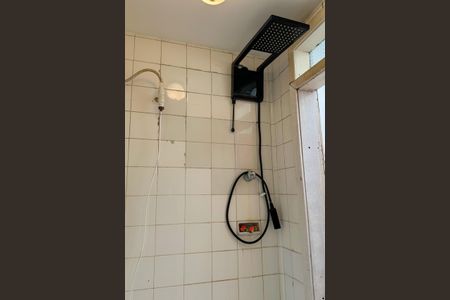 Apartamento à venda com 230m², 2 quartos e 2 vagasBanheiro de serviço