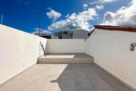 Apartamento à venda com 230m², 2 quartos e 2 vagasÁrea externa