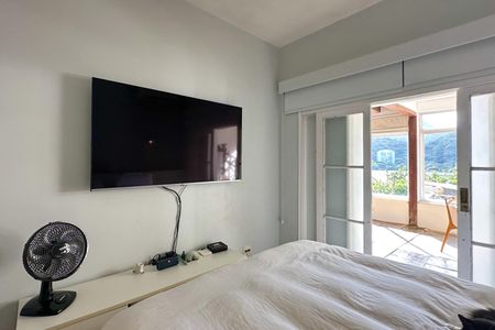 Apartamento à venda com 230m², 2 quartos e 2 vagasSuíte