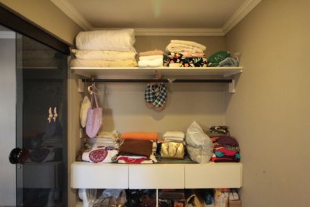 Casa à venda com 1860m², 5 quartos e 8 vagasCloset da Suite 1