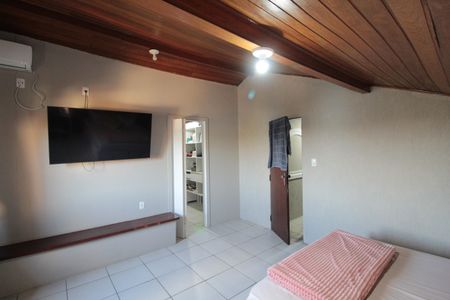 Casa à venda com 1860m², 5 quartos e 8 vagasSuite 4