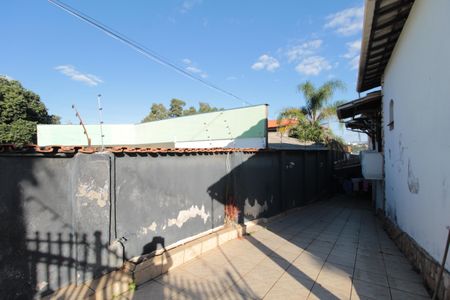 Casa à venda com 1860m², 5 quartos e 8 vagasÁrea Externa