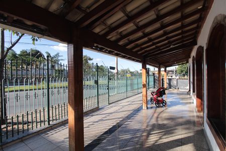 Casa à venda com 1860m², 5 quartos e 8 vagasÁrea Externa