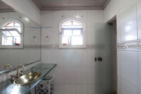 Casa à venda com 1860m², 5 quartos e 8 vagasBanheiro da Suite 3