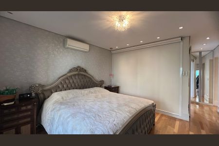 Apartamento à venda com 230m², 4 quartos e 4 vagas Apartamento à venda com 230m², 4 quartos e 4 vagasSuite 4