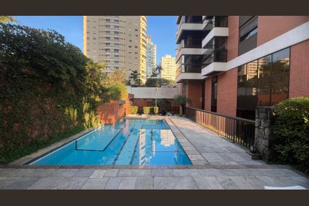 Apartamento à venda com 230m², 4 quartos e 4 vagas Apartamento à venda com 230m², 4 quartos e 4 vagasÁrea comum