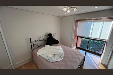 Apartamento à venda com 230m², 4 quartos e 4 vagas Apartamento à venda com 230m², 4 quartos e 4 vagasSuite 1