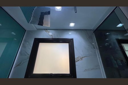 Apartamento à venda com 230m², 4 quartos e 4 vagas Apartamento à venda com 230m², 4 quartos e 4 vagasBanheiro da Suíte 4