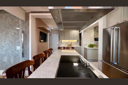 Apartamento à venda com 230m², 4 quartos e 4 vagas Apartamento à venda com 230m², 4 quartos e 4 vagasCozinha